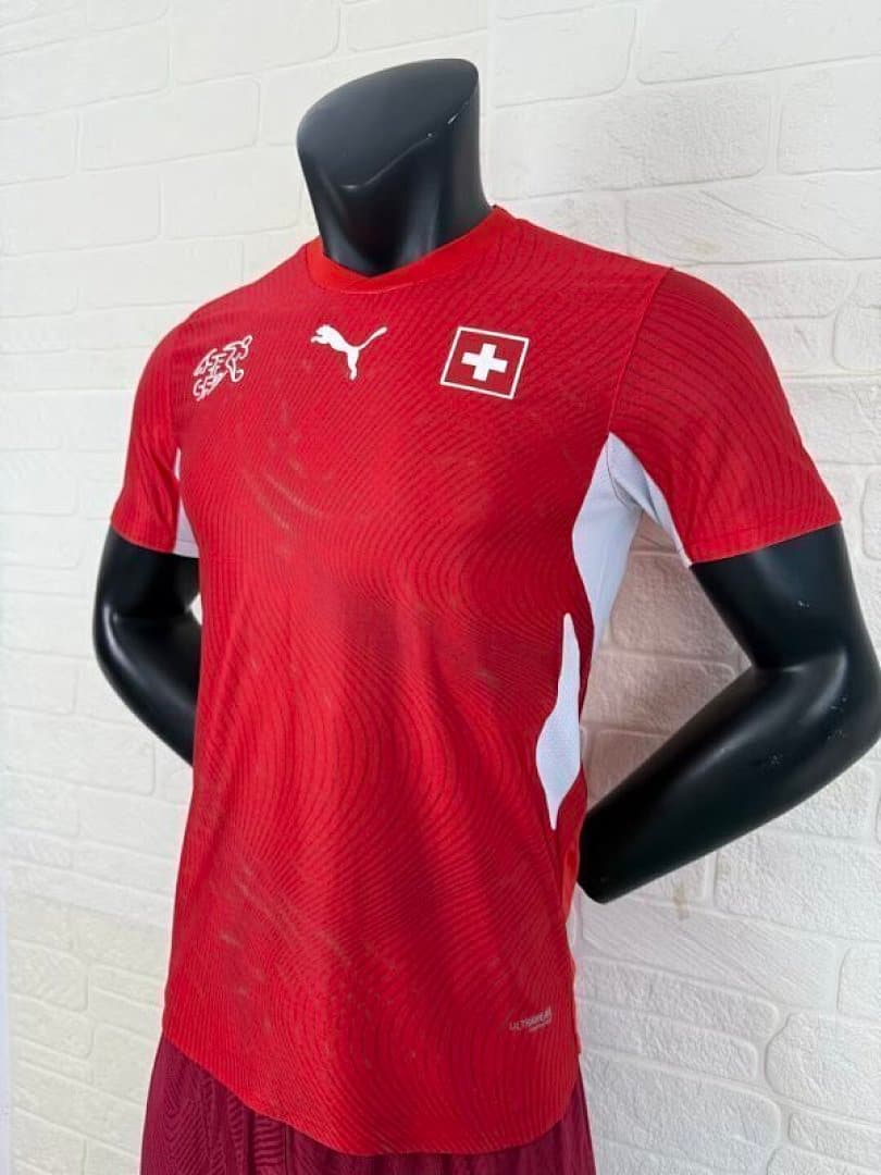 قميص سويسرا 2026 الأساسي